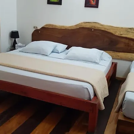 Hotel Bugabutik Puerto Viejo de Talamanca Extérieur photo