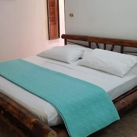Hotel Bugabutik Puerto Viejo de Talamanca Extérieur photo