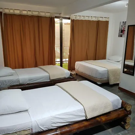Hotel Bugabutik Puerto Viejo de Talamanca Extérieur photo